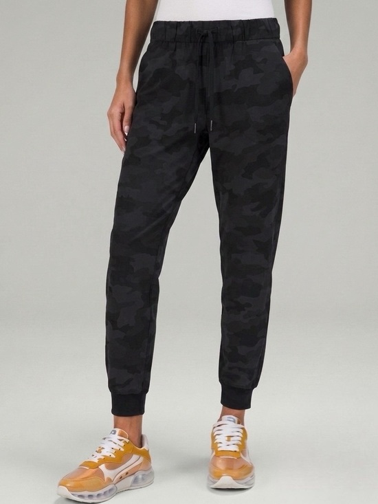 lululemon athletica Pants - Lululemon On The Fly Jogger